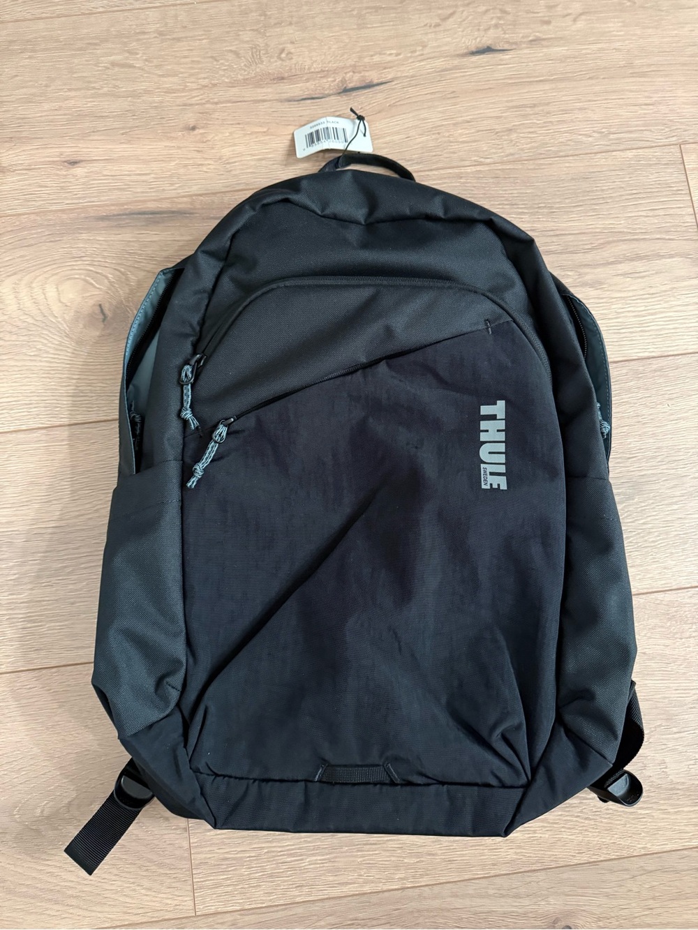 Thule Black Men's Compact Everyday Backpack